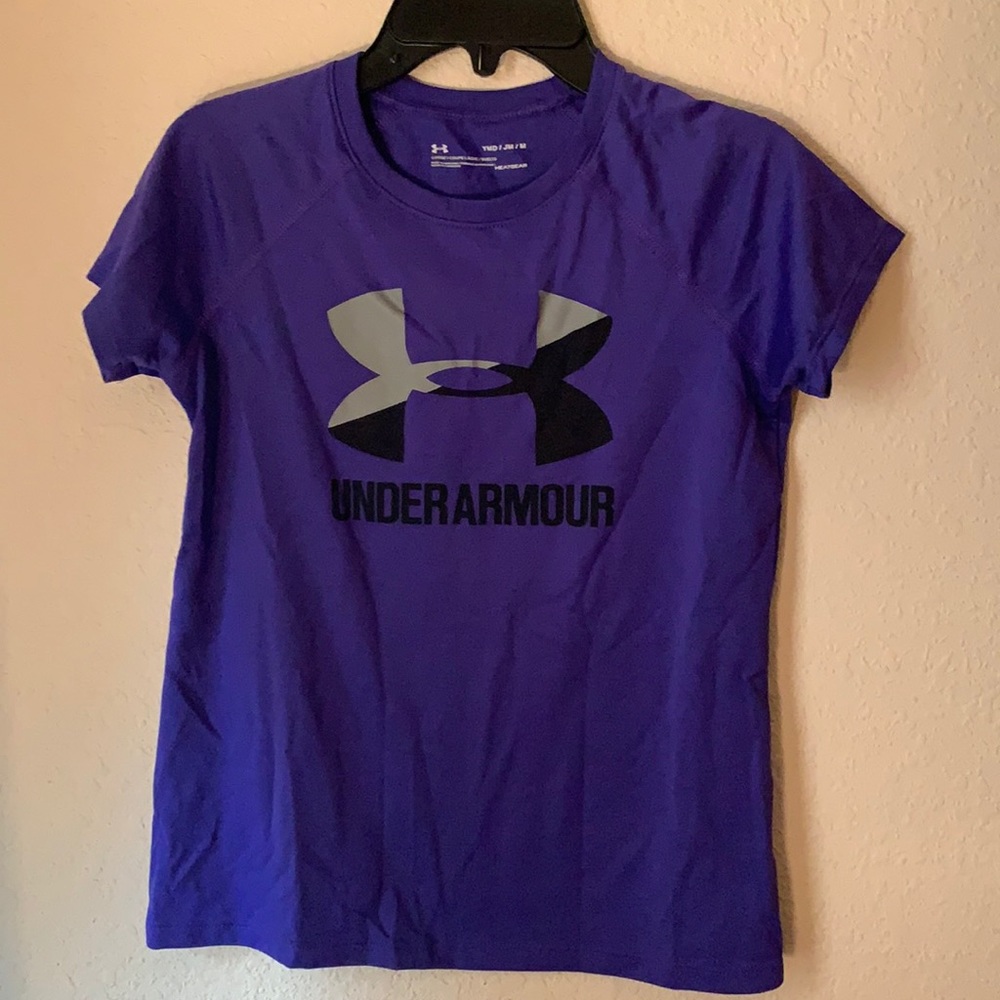 Under Armour youth medium T-Shirt